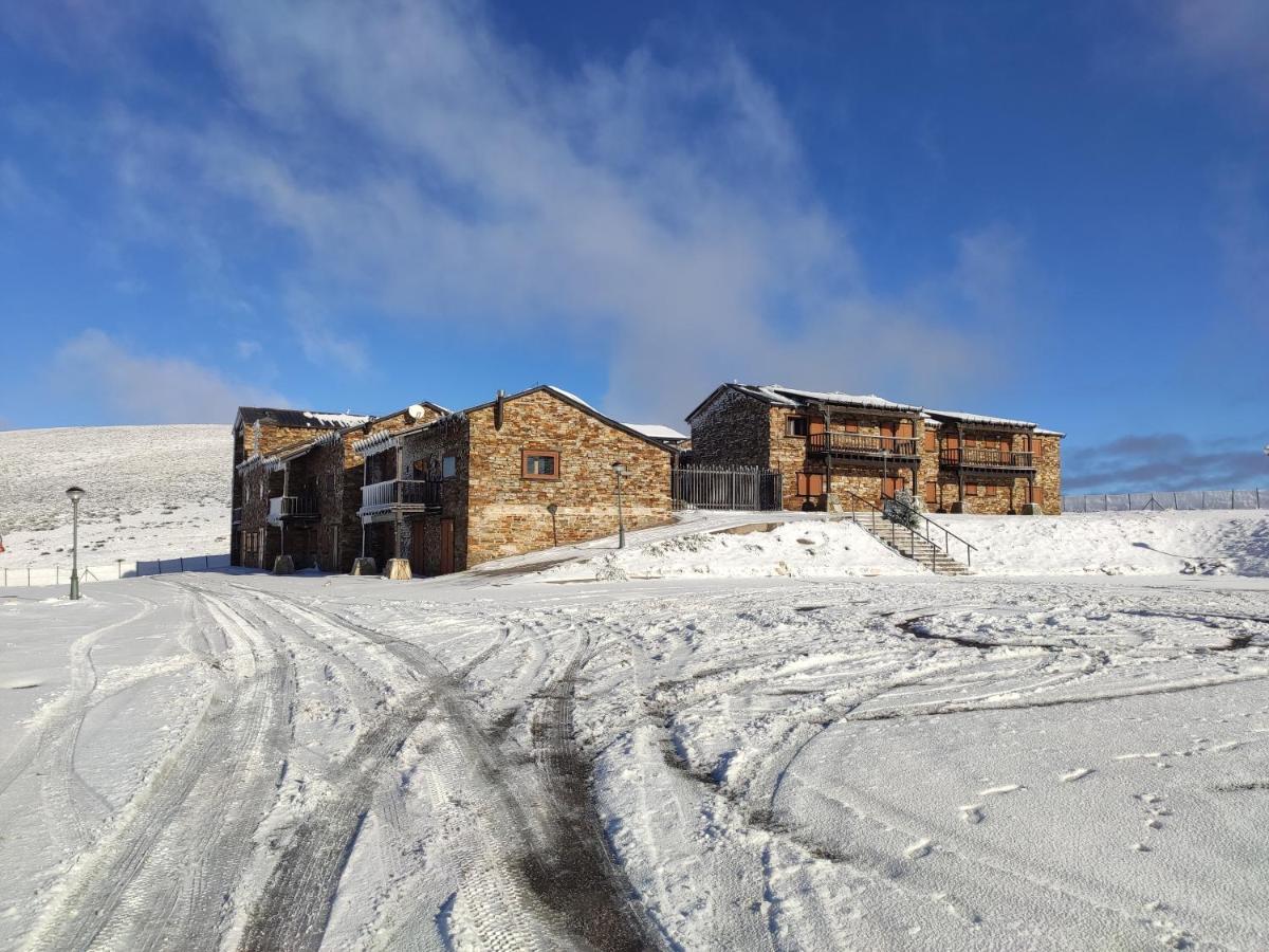 Hotel Pena Trevinca Casayo Eksteriør billede